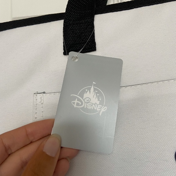 Japan Tokyo Disney Store Mickey and Minnie Cooler Bag // NWT - Picture 4 of 7